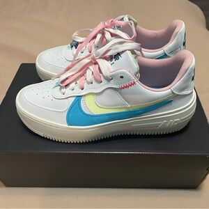 Nike Women’s AF1 6.5